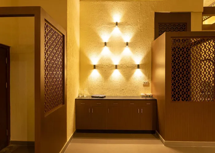 Crystal Pashupati, Near Airport & Pashupatinath ホテル