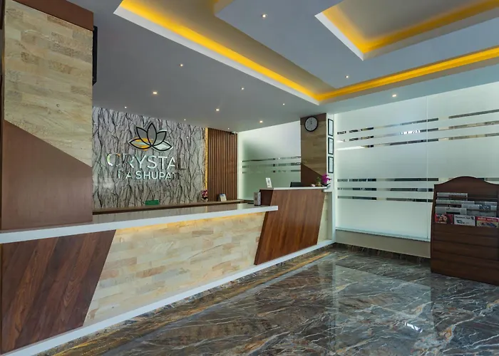 Crystal Pashupati, Near Airport & Pashupatinath ホテル
