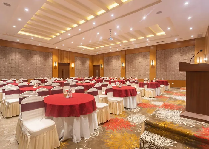 ホテル Crystal Pashupati, Near Airport & Pashupatinath 4*