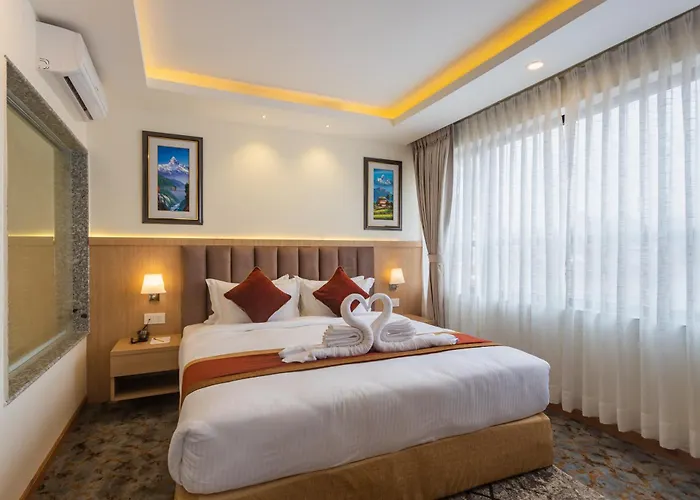 ホテル Crystal Pashupati, Near Airport & Pashupatinath 4*