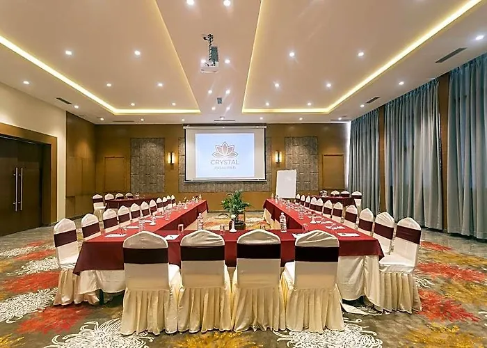 Crystal Pashupati, Near Airport & Pashupatinath 4*