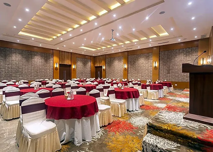 Crystal Pashupati, Near Airport & Pashupatinath 4* カトマンズ