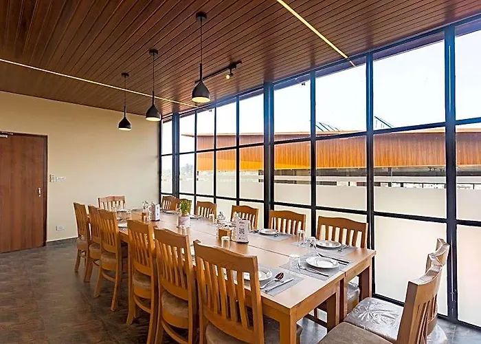 ホテル Crystal Pashupati, Near Airport & Pashupatinath 4*